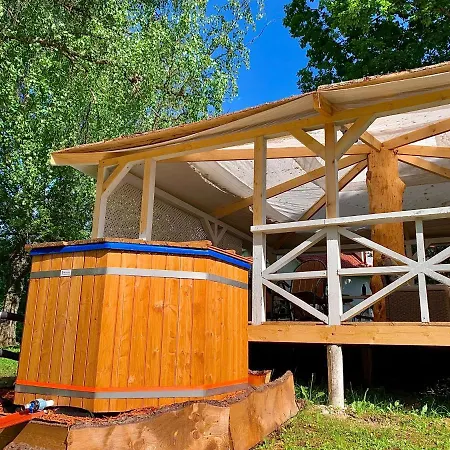 Vana-vastseliina Kuelalistemaja Casa di campagna *